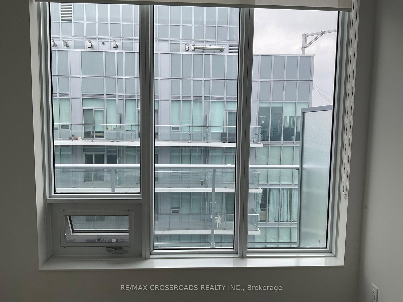 195 Redpath Avenue, Unit PH02 - Photo 5