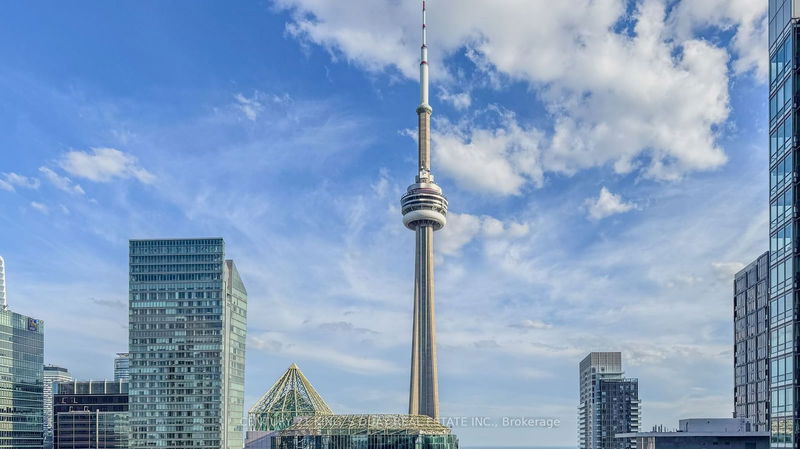 home for lease on 3404-99 John Street