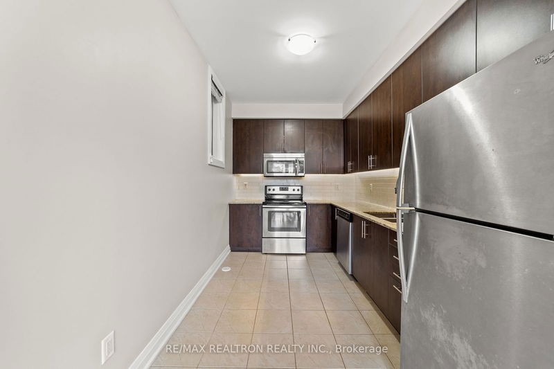  68 - 27 Eldora Ave  Toronto, M2M 0B5 | Image 13