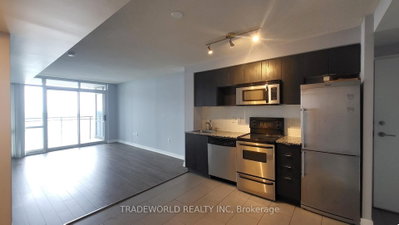 Unit 2511 — 15 Fort York Boulevard — photo 4