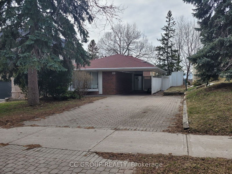 home for lease on 25 Lehar Crescent