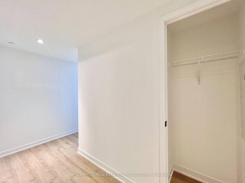 Room1