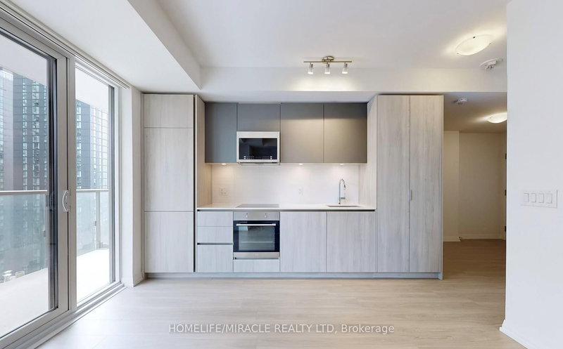 2611 - 8 WIDMER St, Toronto, M5V 0W6 | Image 3