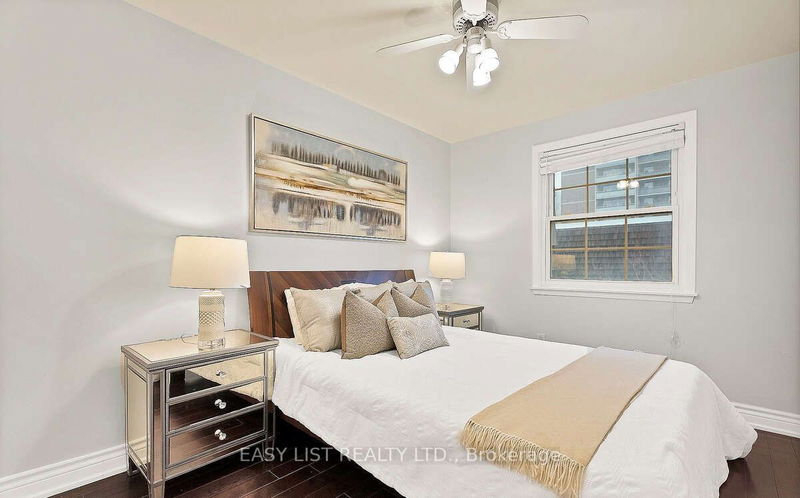 11 Stonedale Plwy  Toronto, M3B 1W2 | Image 17