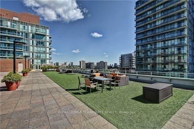 home for lease on 405-116 George Street