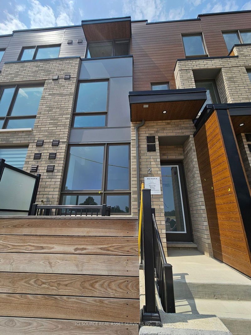 home for lease on Upper-70 Green Gardens Boulevard
