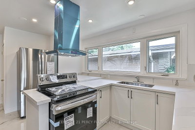 Unit main — 6 Blithfield Avenue — photo 4