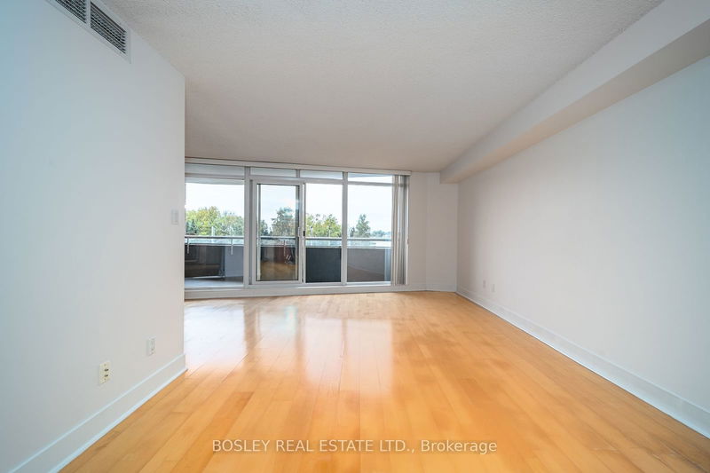  318 - 550 Queens Quay W Toronto, M5V 3M8 | Image 15