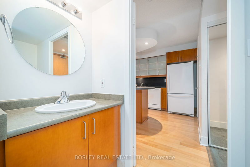  318 - 550 Queens Quay W Toronto, M5V 3M8 | Image 27