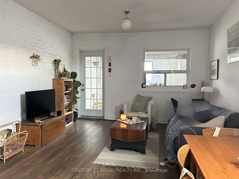 home for lease on 2-1597 Dundas Street W