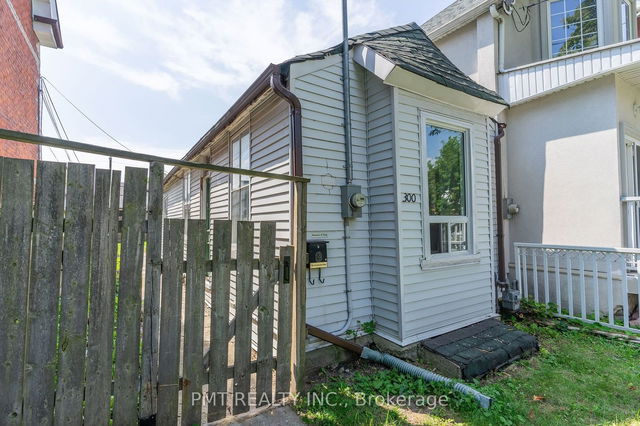 300 Euclid Avenue