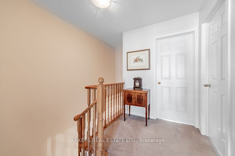 191 Dallimore Circ  Toronto, M3C 4E6 | Image 16