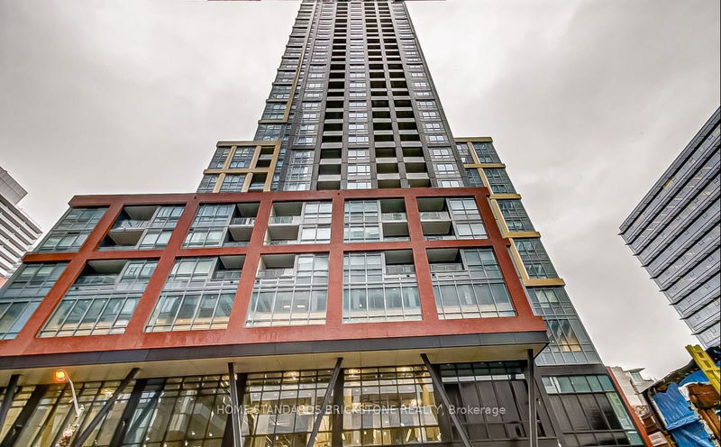 home for lease on 3605-108 Peter Street