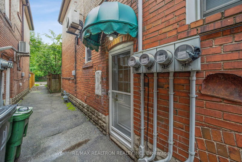 1230 Avenue Rd  Toronto, M5N 2G6 | Image 28