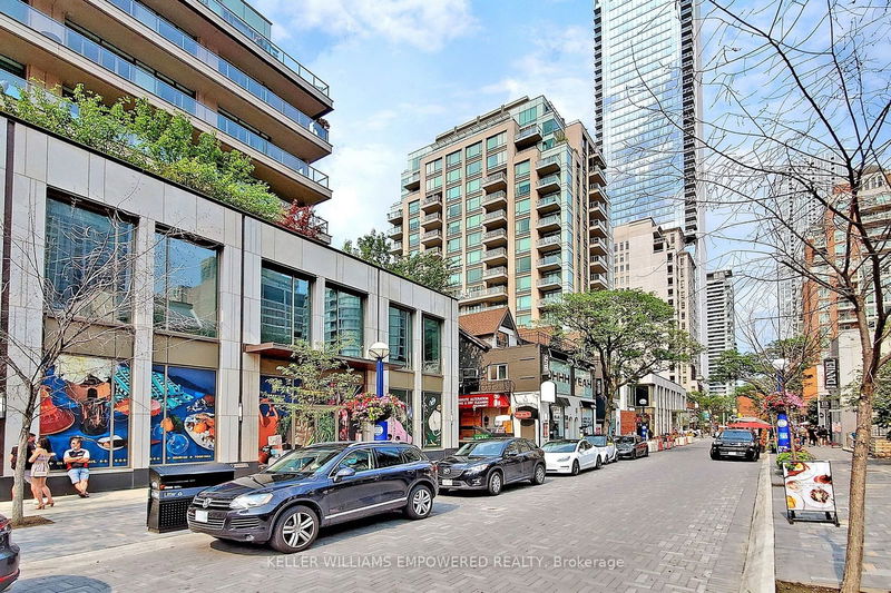  3111 - 155 Yorkville Ave S Toronto, M5R 1C4 | Image 35