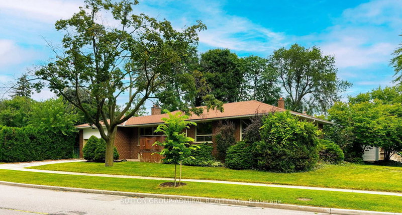 201 Fenn Ave, Toronto, M2P 1Y1 | Image 2