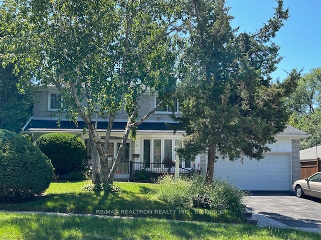home for lease on Mn/bsmt-4 Ruden Crescent