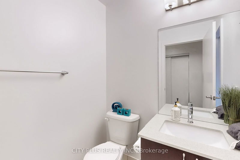  G6 - 7 Kenaston Gdns W Toronto, M2K 0E9 | Image 18