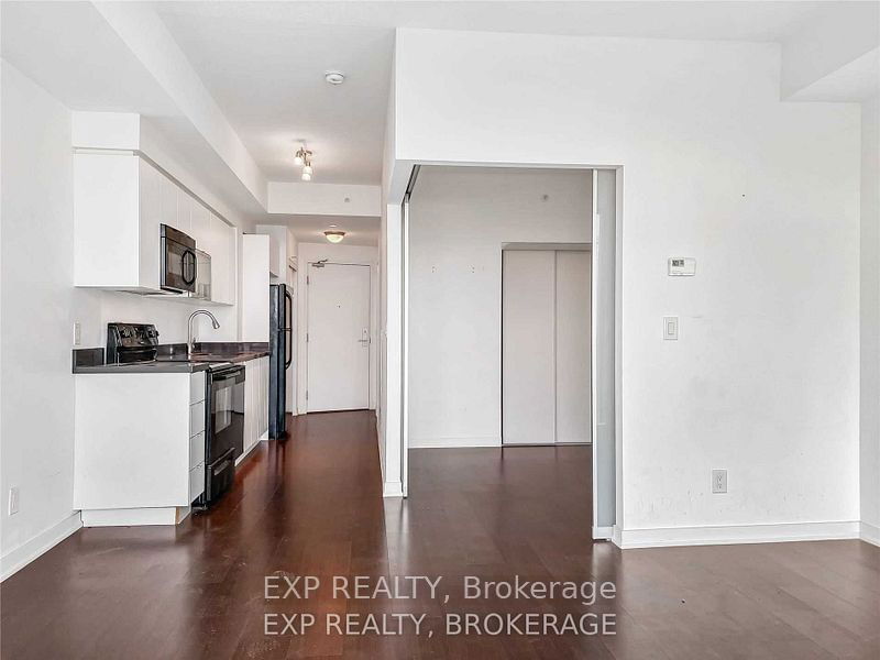 home for lease on 2109-150 East Liberty Street