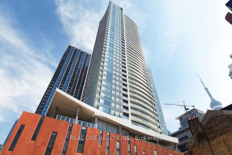 home for lease on 3803-21 Widmer Street