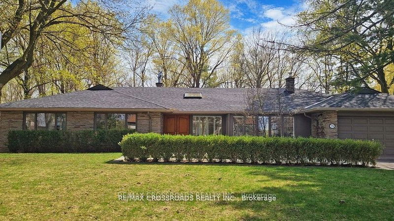 home for lease on 79 Forest Grove Drive