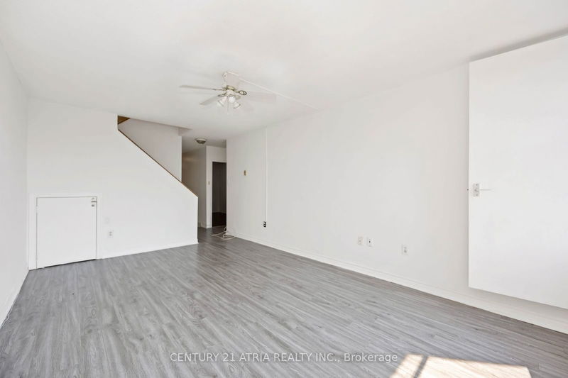  207 - 40 Sunny Glwy  Toronto, M3C 2Z2 | Image 9