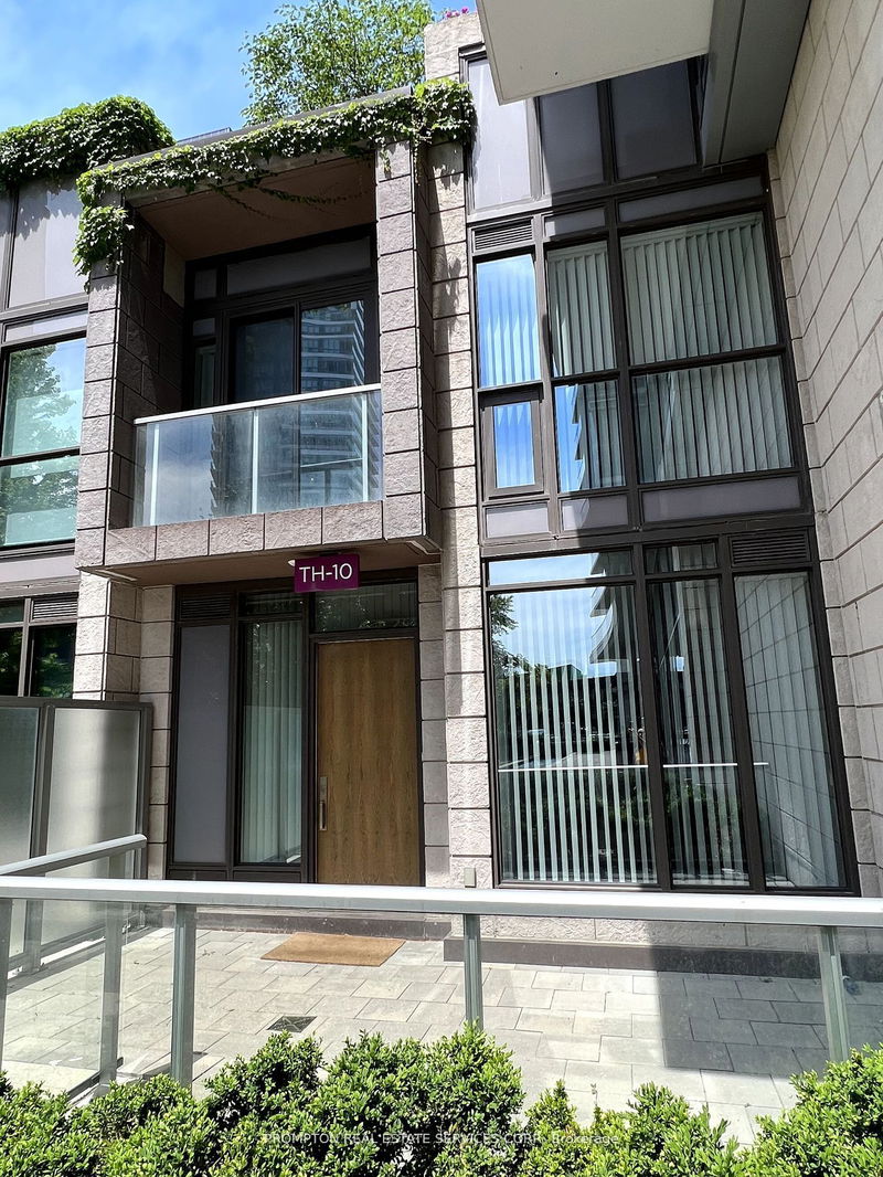 home for lease on TH10-121 Mcmahon Drive
