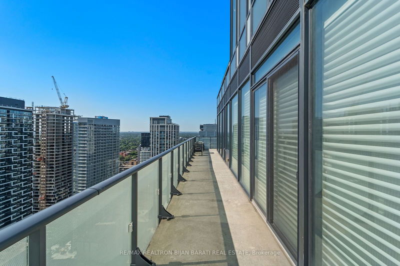  PH 02 - 185 Roehampton Ave  Toronto, M4P 0C6 | Image 24