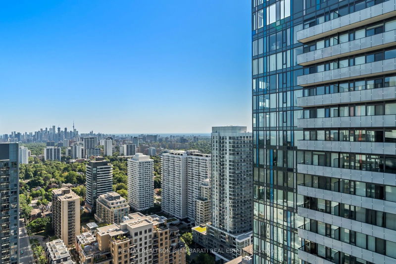  PH 02 - 185 Roehampton Ave  Toronto, M4P 0C6 | Image 25