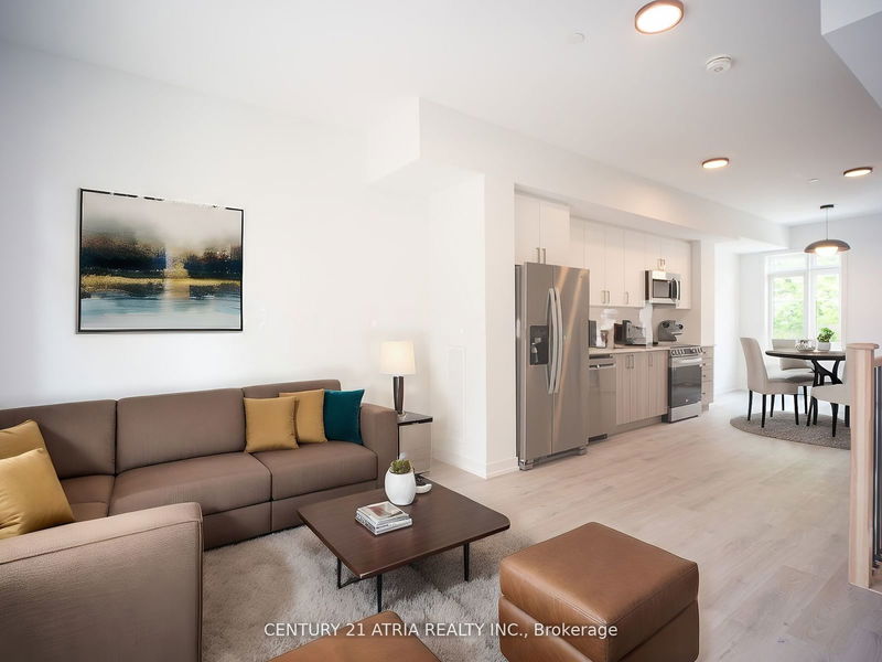 home for lease on 72B Tisdale Avenue