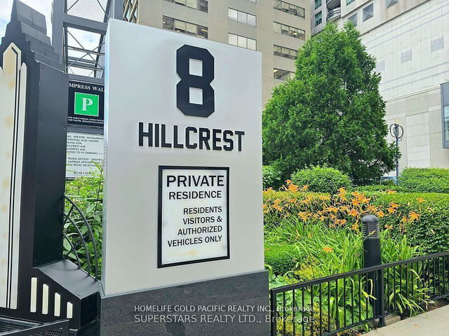 PH 309 - 8 Hillcrest Avenue