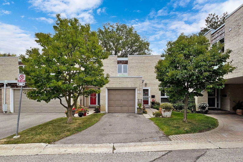 21 Snowshoe Millway Way  Toronto, M2L 1T4 | Image 1