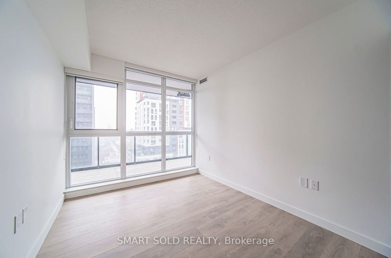  2811 - 38 Widmer St  Toronto, M5V 0V7 | Image 12