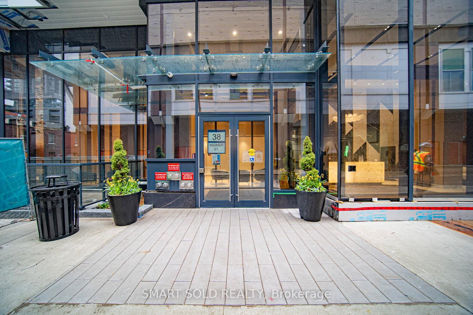 Listing Image 2