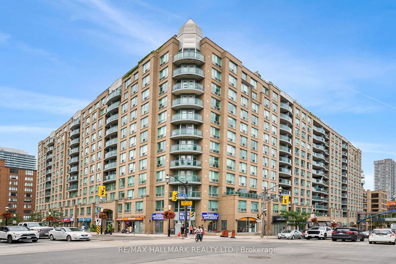home for sale on 1006-109 Front Street E