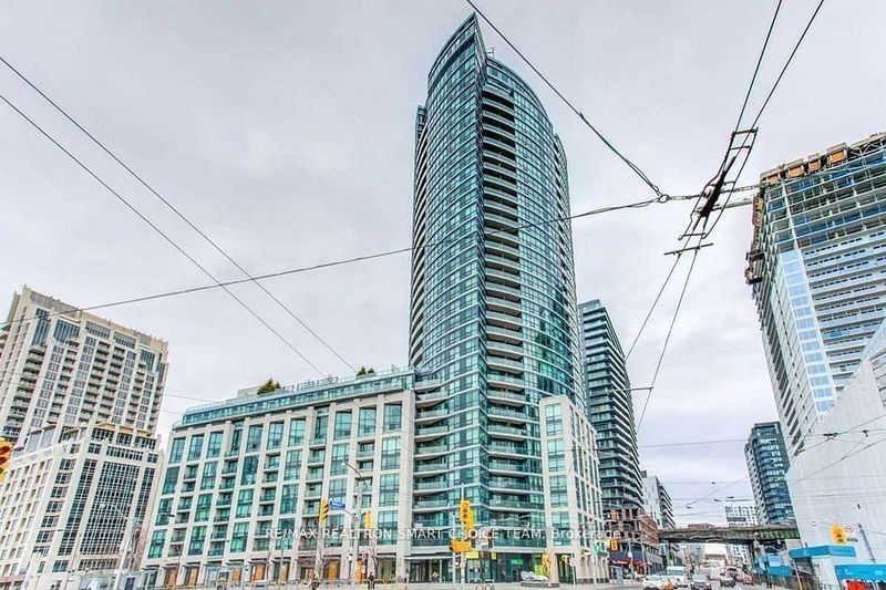 home for lease on 2703-600 Fleet Street