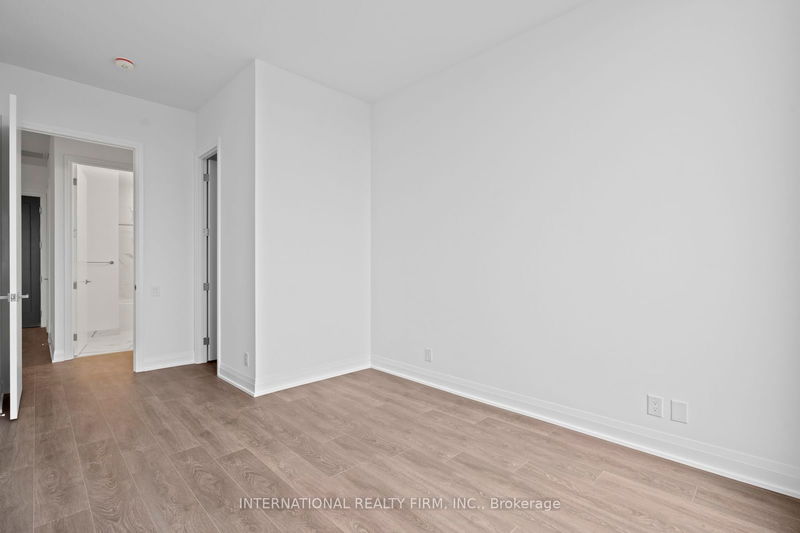  209 - 33 Frederick Todd Way  Toronto, M4G 0C9 | Image 12