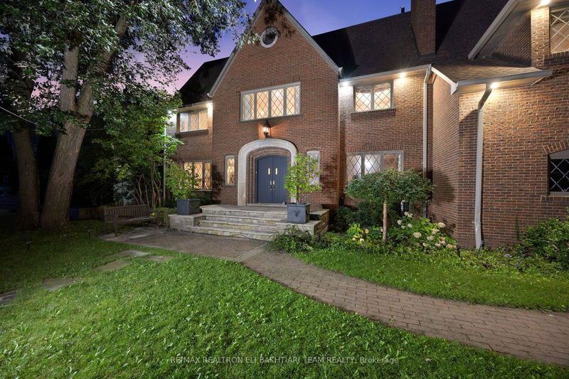 14 Cosmic Dr, Toronto - Banbury-Don Mills image-0-0