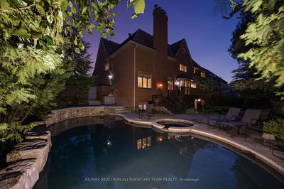 14 Cosmic Dr, Toronto - Banbury-Don Mills image-0-3