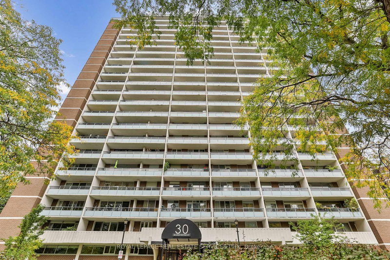 1807 - 30 Gloucester St, Toronto, M4Y 1L6 | Image 2