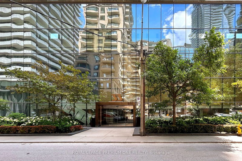  1605 - 33 Charles St  Toronto, M4S 0A2 | Image 2