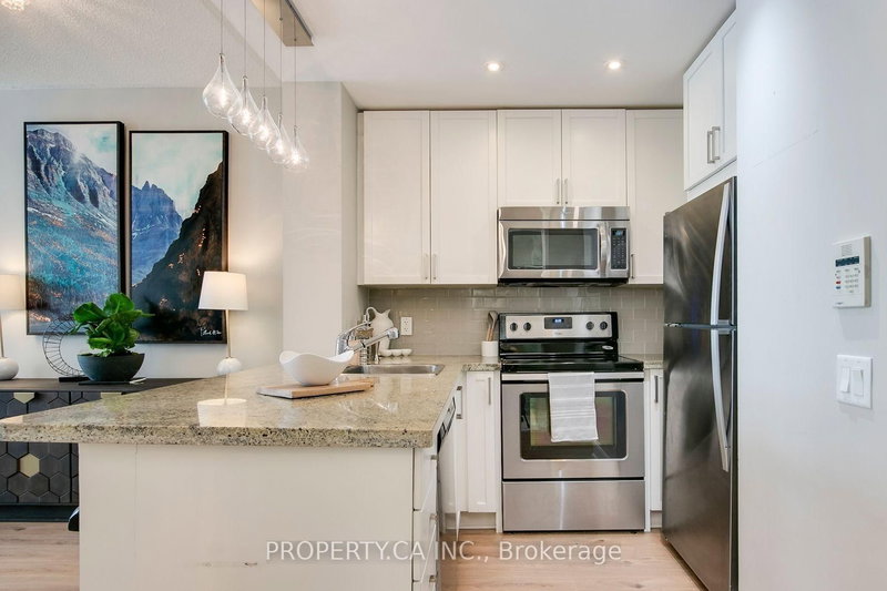 1503 - 85 Bloor St E, Toronto, M4W 3Y1 | Image 2