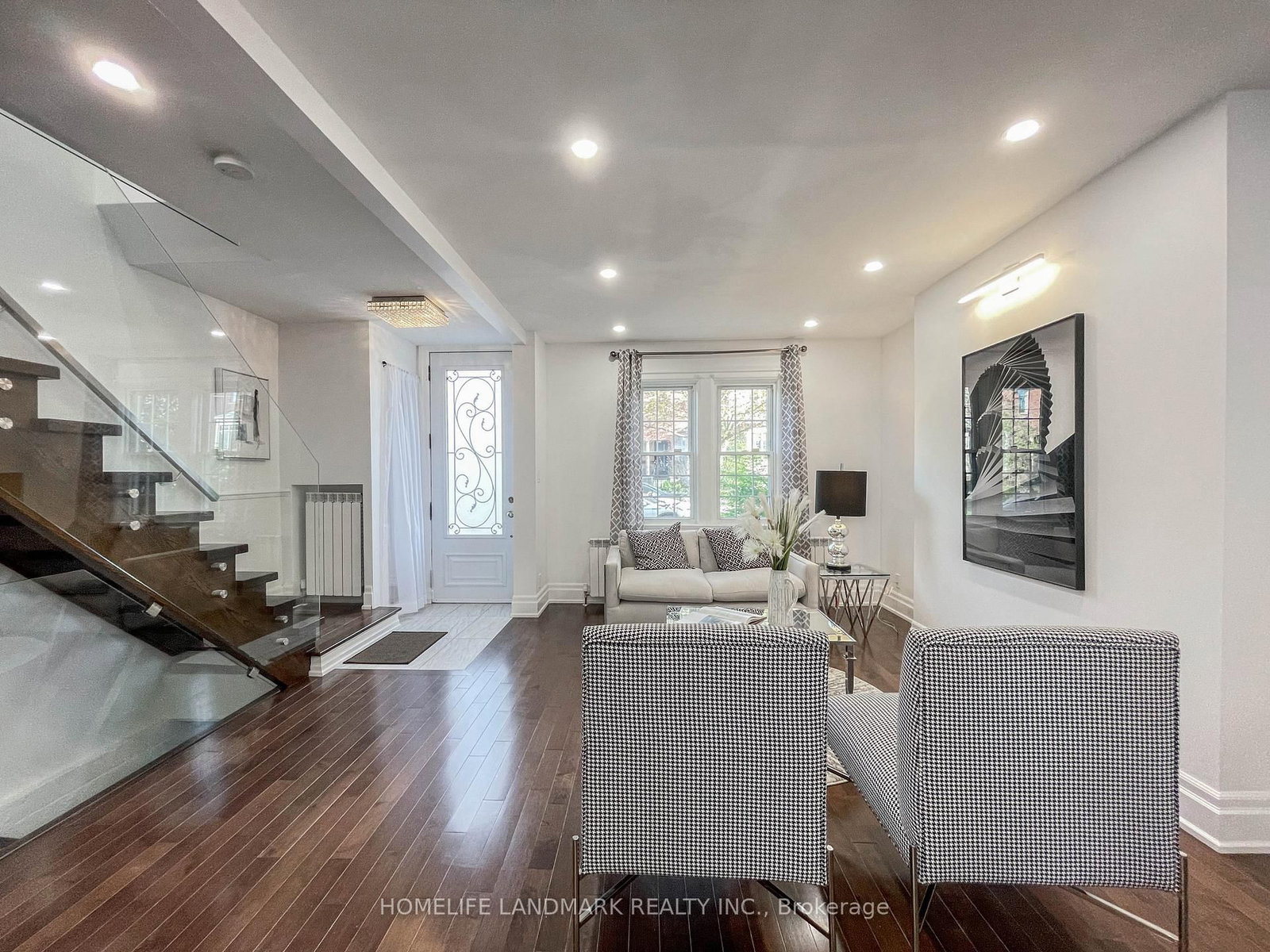 Listing Image 22