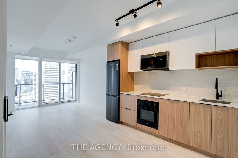 home for lease on 2006-5 Defries Street