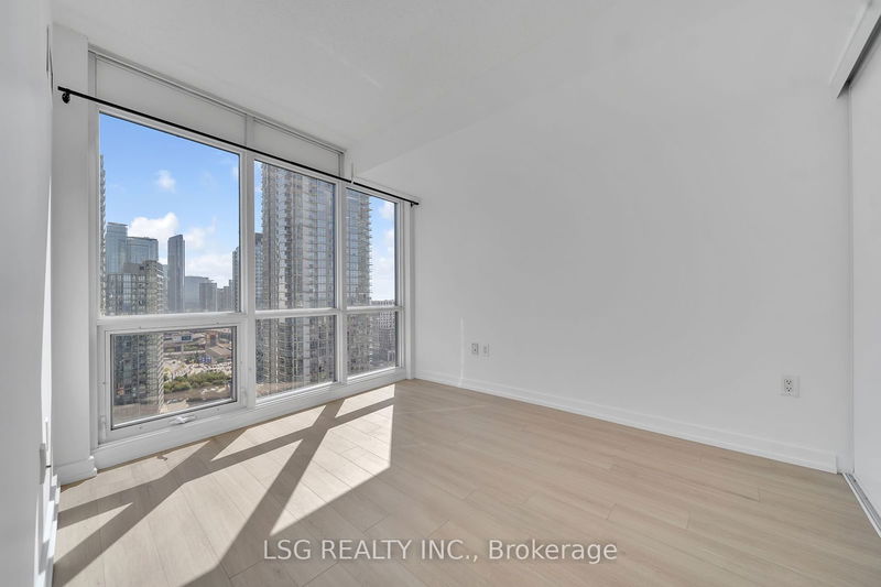  2809 - 15 Fort York Blvd  Toronto, M5V 3Y4 | Image 11