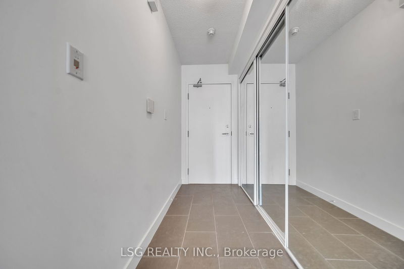  2809 - 15 Fort York Blvd  Toronto, M5V 3Y4 | Image 17