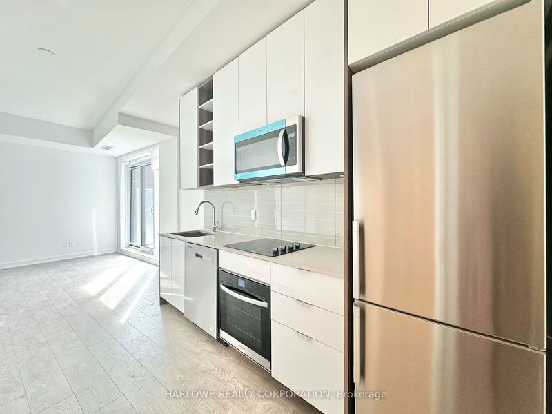 home for lease on LPH16-543 Richmond Street W