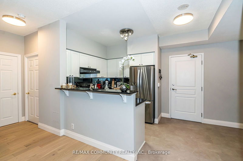  718 - 16 Dallimore Circ  Toronto, M3C 4C4 | Image 24