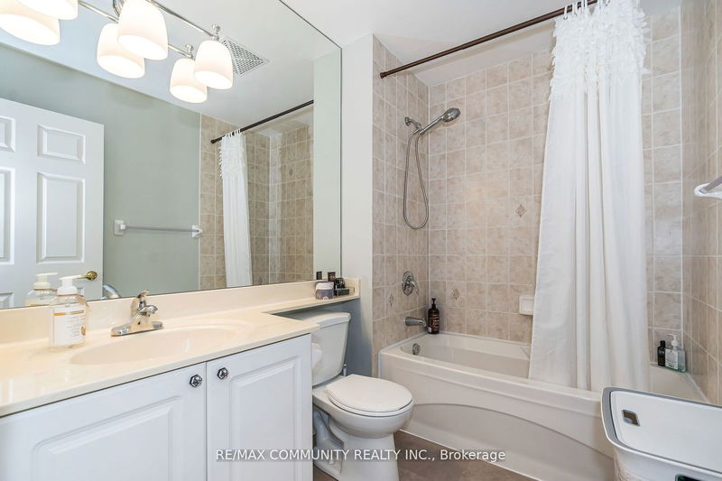  718 - 16 Dallimore Circ  Toronto, M3C 4C4 | Image 32