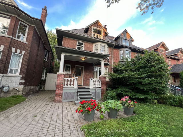 499 Palmerston Boulevard